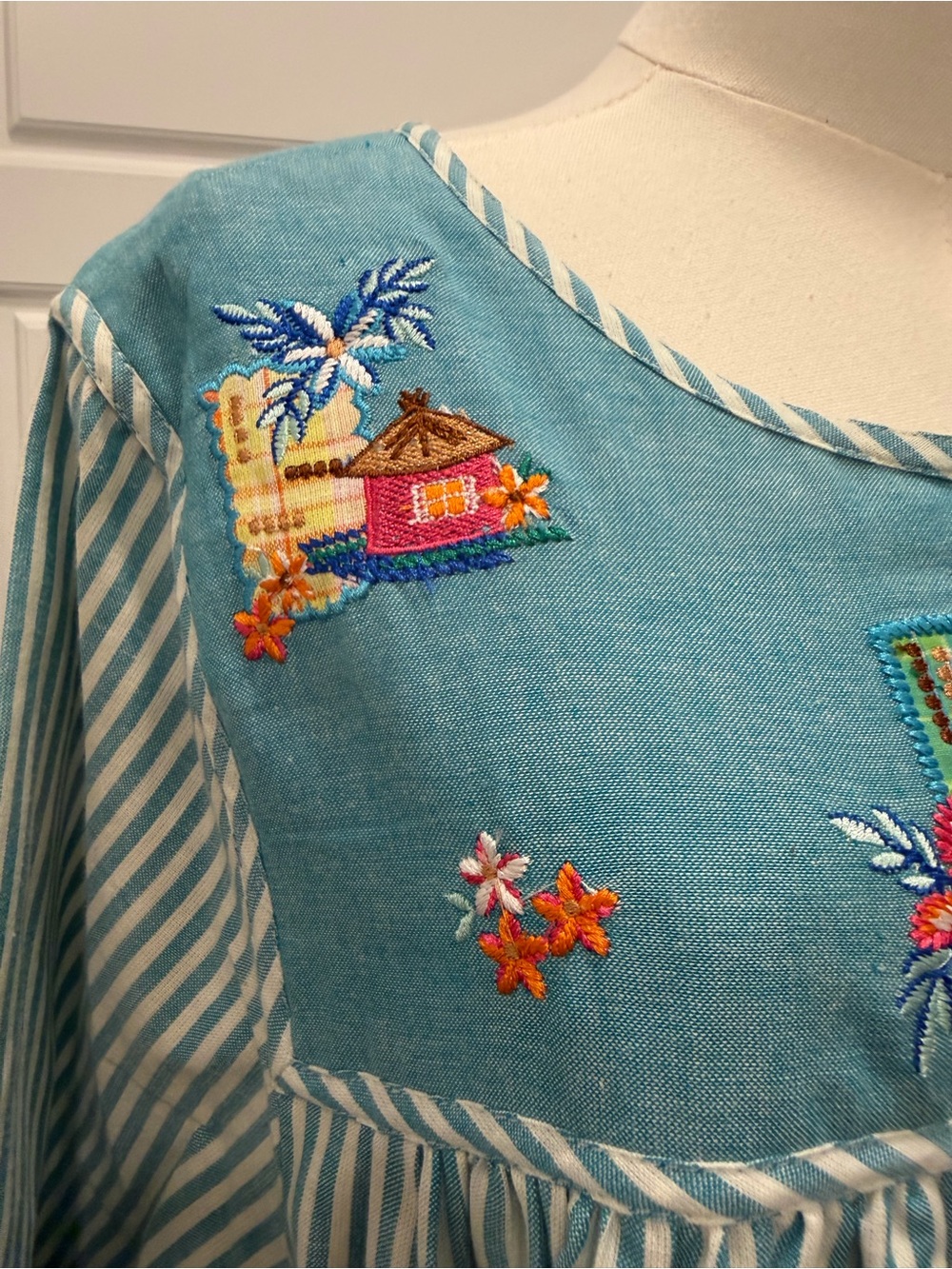 Bechamel Blue Stripe Patio Dress with Tropical Embroidery - Picture 6 of 10